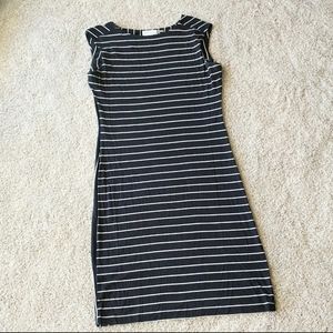 🌹Calvin Klein Black stripe dress🌹